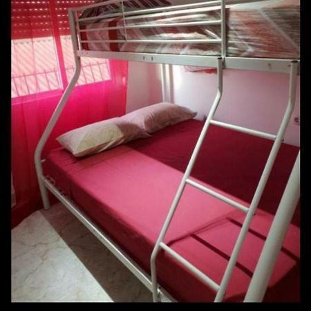 Rooms Nice And Quite Валенсия Екстериор снимка